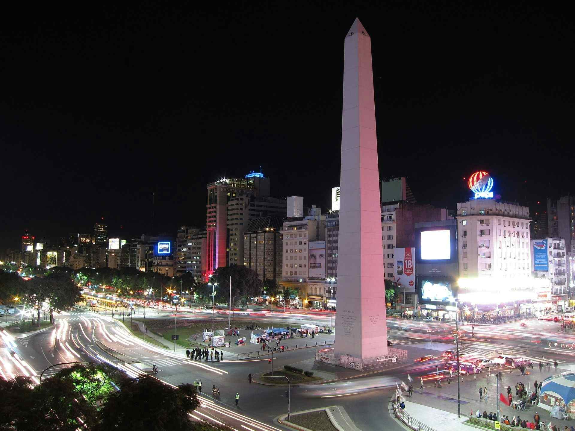 6 Top Reasons To Live in Buenos Aires in 2023