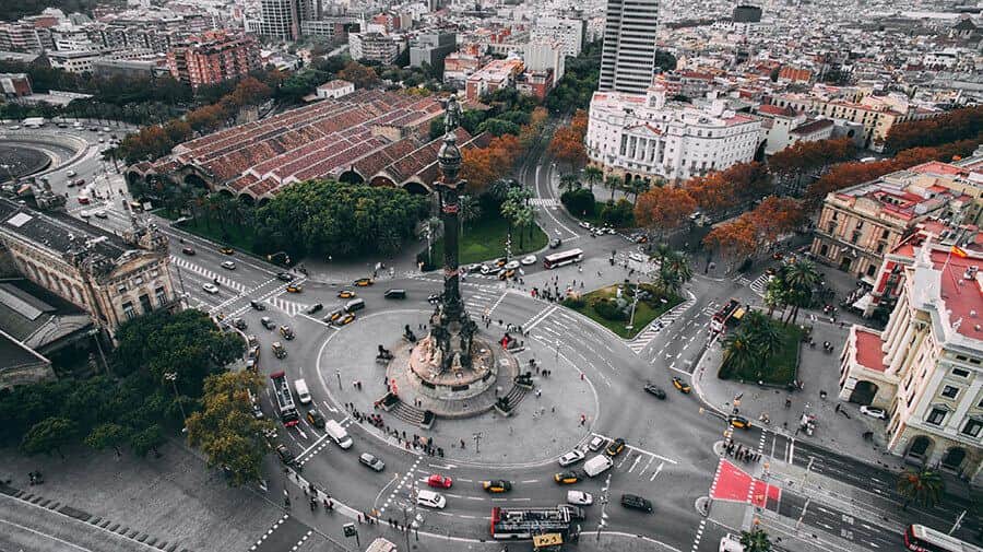 Perks of Immersive Language Learning in Barcelona