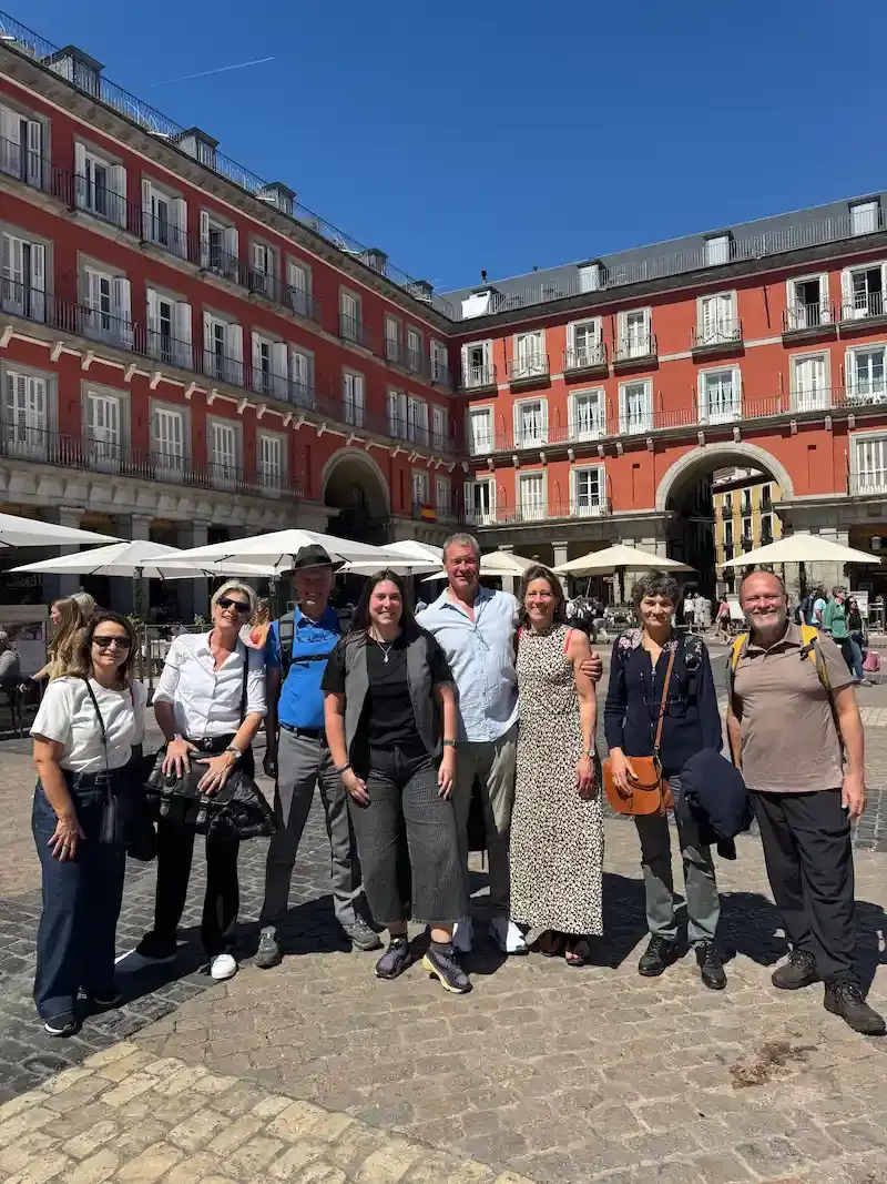Welcome Lunch and Neighborhood Walk