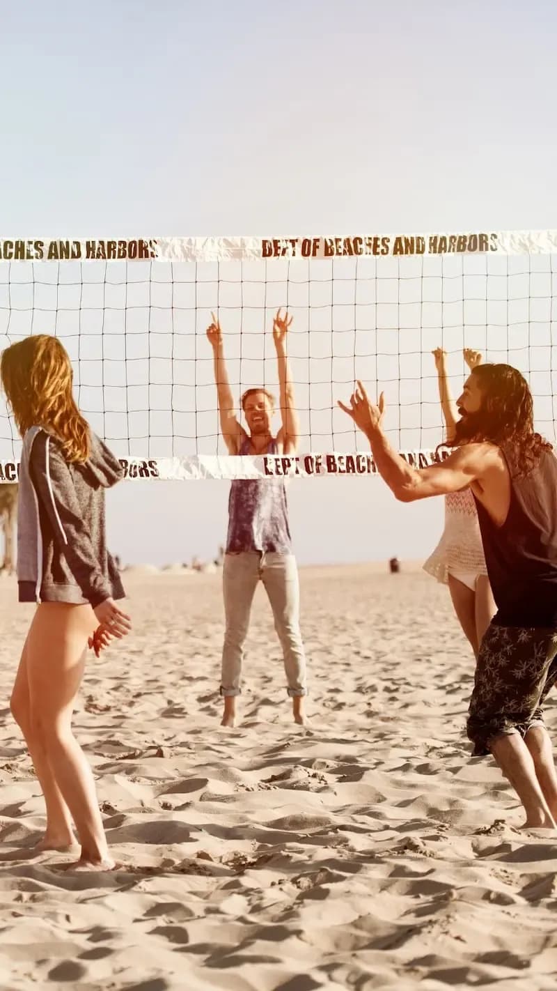 https://expanish-web-images.s3.us-east-2.amazonaws.com/beach_volley_72712b8e0e_a2348536fc.webp
