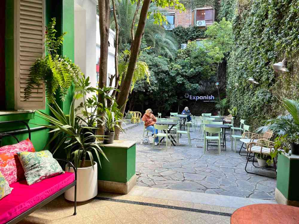 Patio Spanish School