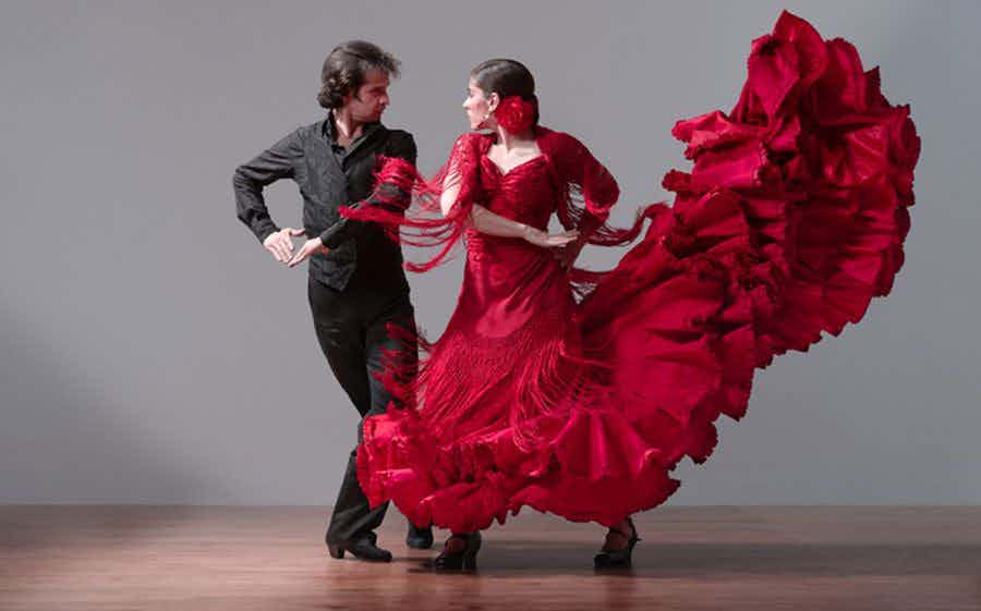 Lateinamerikanische Tänze in Barcelona Lernen (Salsa und Flamenco)