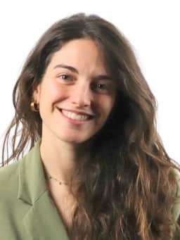 Laia Burgell, site directos in Expanish Barcelona