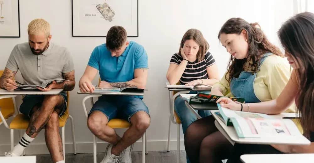 Aulas intensivas de espanhol em grupo em Buenos Aires