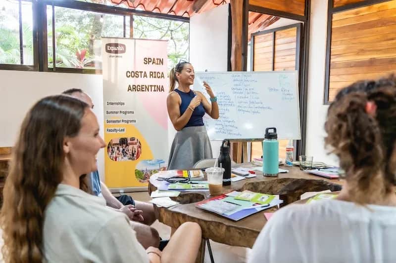 Students attending a group Spanish class with an Expanish instructor in Costa Rica