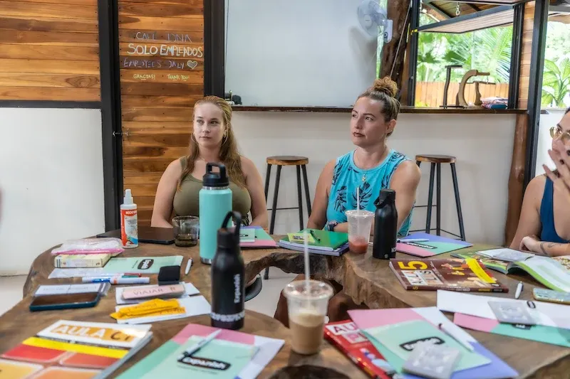 Students participating in a group discussion during a class in Samara